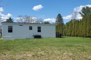 70 Shepherd Dr, Bangor, ME 04401 - Photo 6