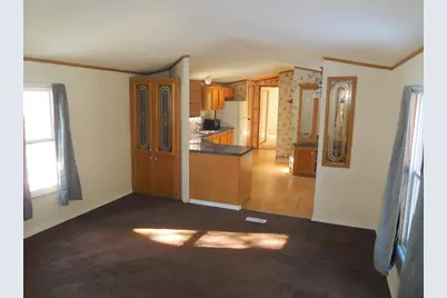 23 Warren Avenue, Gardiner, ME 04345 - Photo 2