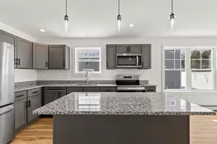 13 Feldspar Ln, Cumberland, ME 04021 - Photo 6