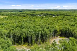 4 Dogwood Cir, Kennebunk, ME 04043 - Photo 4