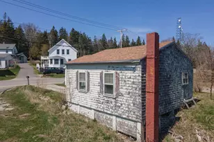 7 N Main St, Stonington, ME 04681 - Photo 12