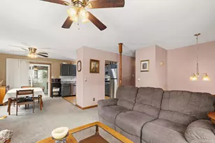 72 Louise St, Auburn, ME 04210 - Photo 4