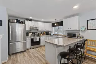 8 Arbor View Ln, Scarborough, ME 04074 - Photo 8