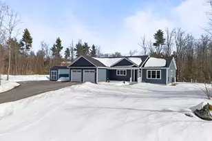 7 Mavis Dr, Turner, ME 04282 - Photo 1