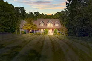 59 Waters Edge Dr, Lewiston, ME 04240 - Photo 2