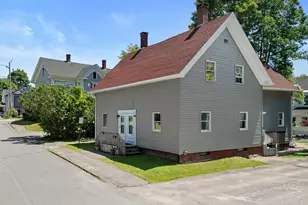 30 - 32 Granite St, Rockland, ME 04841 - Photo 2
