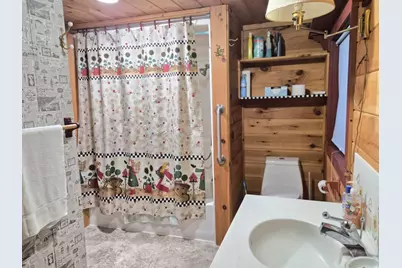 197 Franklin Road, Jay, ME 04239 - Photo 10