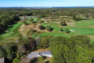 10 Pheasant Hill Rd, Cape Elizabeth, ME 04107 - Photo 2