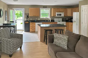 1016 State St, Bangor, ME 04401 - Photo 4