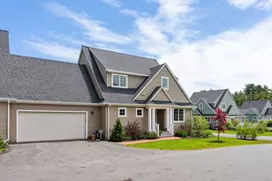 2 Foxglove Wy, Brunswick, ME 04011 - Photo 4