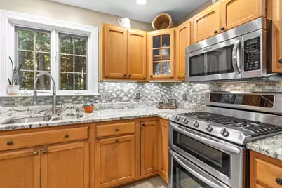 11 Fox Run Road, Falmouth, ME 04105 - Photo 18