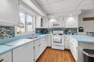 28 Hallowell St, Winslow, ME 04901 - Photo 16