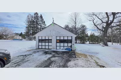 14 Pleasant Street, Presque Isle, ME 04769 - Photo 8