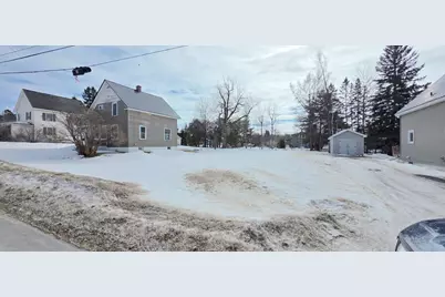 14 Pleasant Street, Presque Isle, ME 04769 - Photo 4