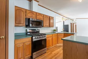 276 Violet Ln, Waldoboro, ME 04572 - Photo 6