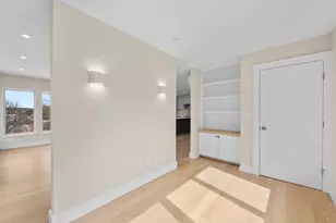 34 Hammond St, Portland, ME 04101 - Photo 18