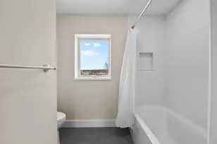 34 Hammond St, Portland, ME 04101 - Photo 36