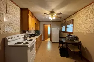 68 Prospect St, Millinocket, ME 04462 - Photo 34