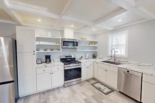 52 John St, Camden, ME 04843 - Photo 6