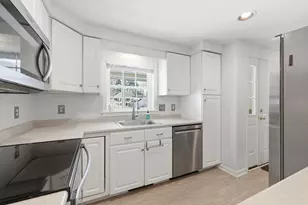 9 Hampton Glen Dr, Kennebunk, ME 04043 - Photo 10