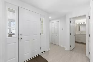 9 Hampton Glen Dr, Kennebunk, ME 04043 - Photo 4