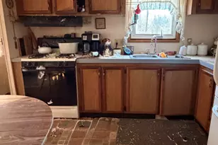 127 Darnit Rd, Buckfield, ME 04220 - Photo 4