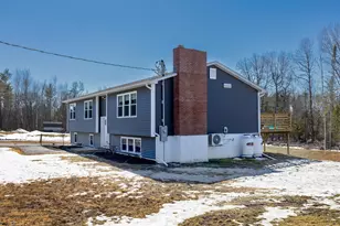 56 Wendy Acres Dr, Hermon, ME 04401 - Photo 2