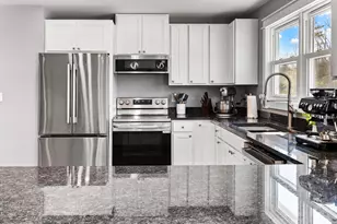 56 Wendy Acres Dr, Hermon, ME 04401 - Photo 10