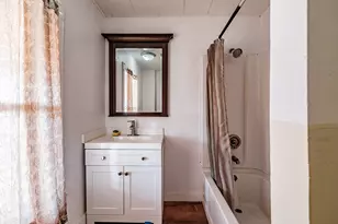 291 Bates St, Lewiston, ME 04240 - Photo 32