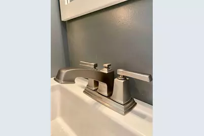 784 Essex Street, Bangor, ME 04401 - Photo 16