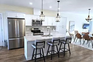 19 Mill Commons Dr, Scarborough, ME 04074 - Photo 4