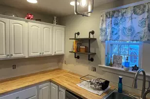 8 Blue Bell Ct, Fort Fairfield, ME 04742 - Photo 6