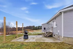 562 Lower St, Turner, ME 04282 - Photo 8