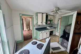 21 Park St, Paris, ME 04281 - Photo 10