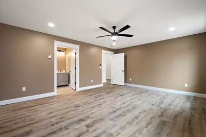 678 Streamside Avenue, Hermon, ME 04401 - Photo 18