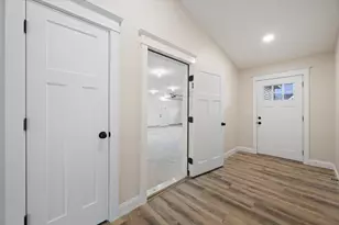 678 Streamside Ave, Hermon, ME 04401 - Photo 28