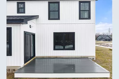 673 Streamside Avenue, Hermon, ME 04401 - Photo 8