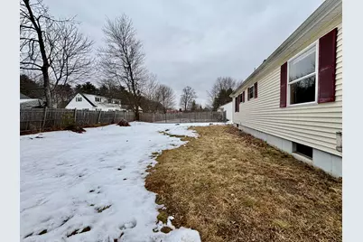 15 Roslin Avenue, Lewiston, ME 04240 - Photo 22