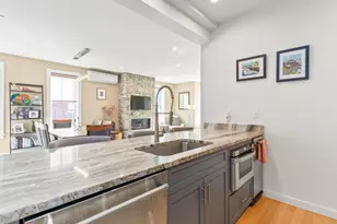 105 India St, Portland, ME 04101 - Photo 8