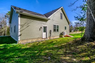17 Youngs Ln, Freeport, ME 04032 - Photo 56