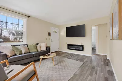 7 Farm Hill Road, Cape Elizabeth, ME 04107 - Photo 2