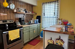 6 Spring St, Waterville, ME 04901 - Photo 10