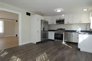 28 5 Elm St, Fairfield, ME 04937 - Photo 6