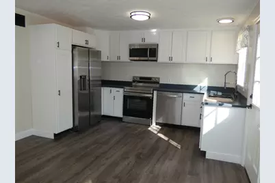 28.5 Elm Street, Fairfield, ME 04937 - Photo 4