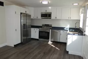 28 5 Elm St, Fairfield, ME 04937 - Photo 4