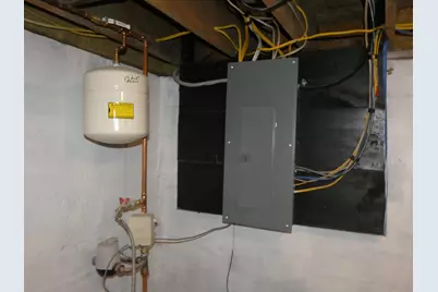 28.5 Elm Street, Fairfield, ME 04937 - Photo 16