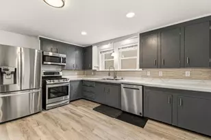 6 Middle St, Saco, ME 04072 - Photo 4