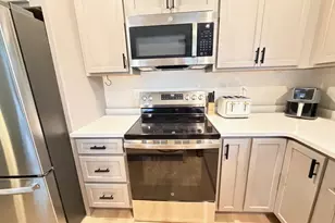 75 Maple St, Saco, ME 04072 - Photo 6