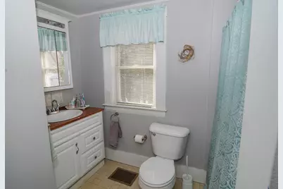 61 Pleasant Street, Dexter, ME 04930 - Photo 34
