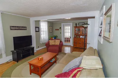 61 Pleasant Street, Dexter, ME 04930 - Photo 22